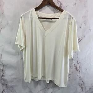 Betabrand T Shirt Womens 2X Cream Essential V Neck Short Sleeve Tee Off White